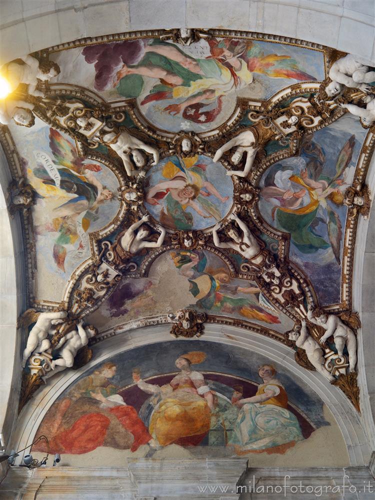 Milan (Italy) - Decorated vault of the first span of the right nave in the Church of Santa Maria dei Miracoli